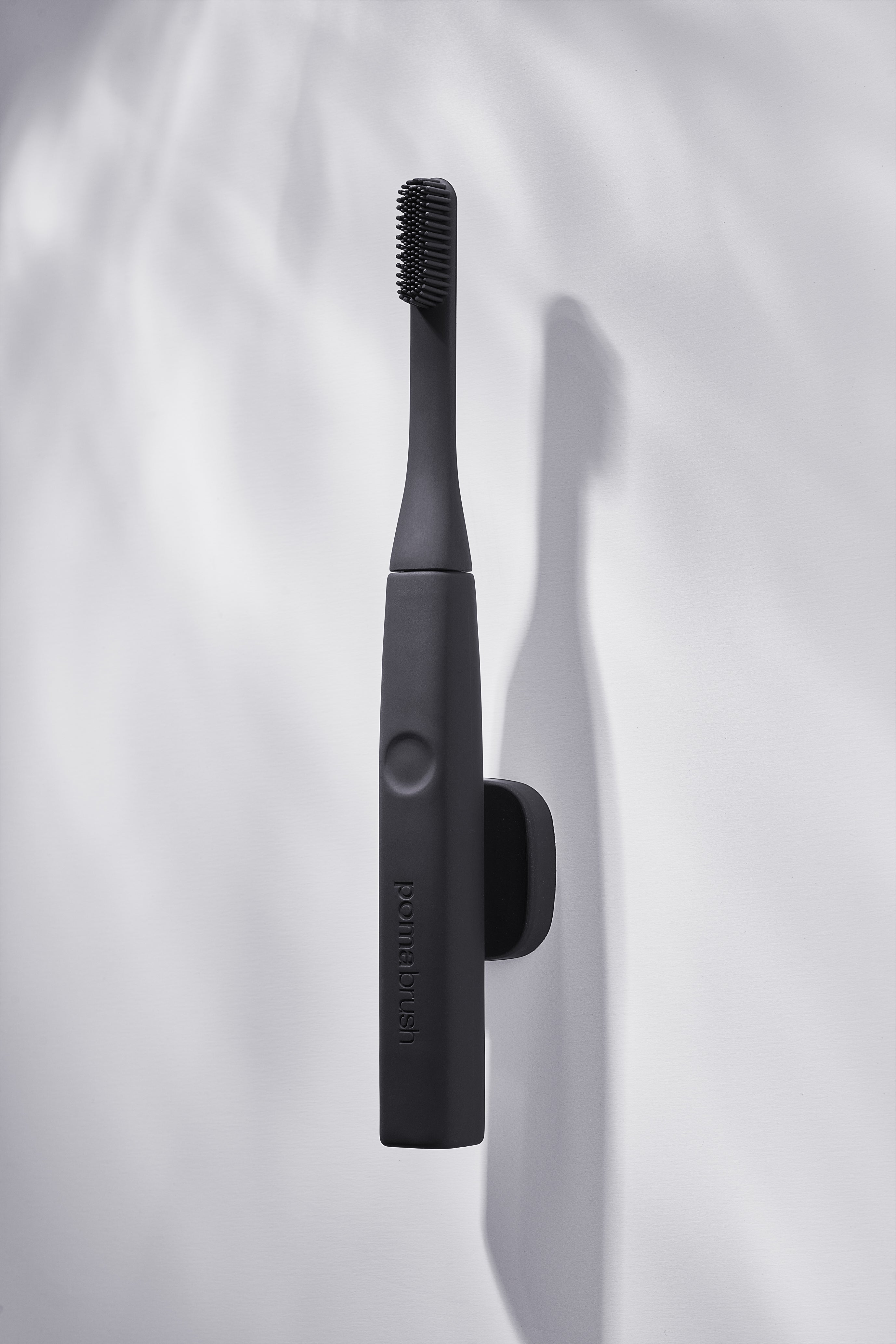 Pomaclip - Magnetic Toothbrush Holder - Black